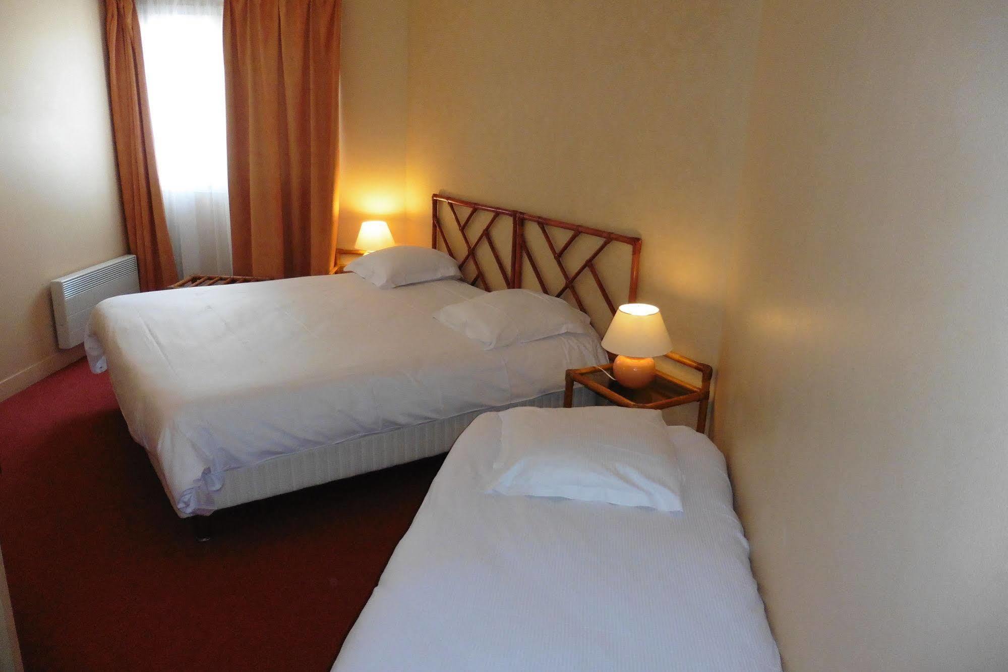 Hotel De L'Orme, Akena Évreux Eksteriør bilde