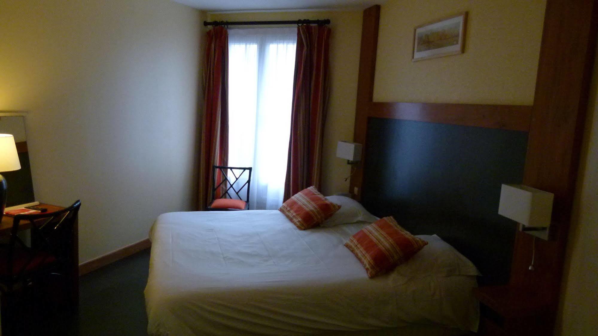 Hotel De L'Orme, Akena Évreux Eksteriør bilde